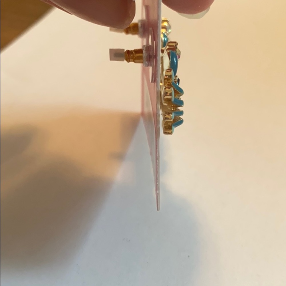 🎉HP🎉New! Betsey Johnson crab post earrings 🦀 - Picture 4 of 5